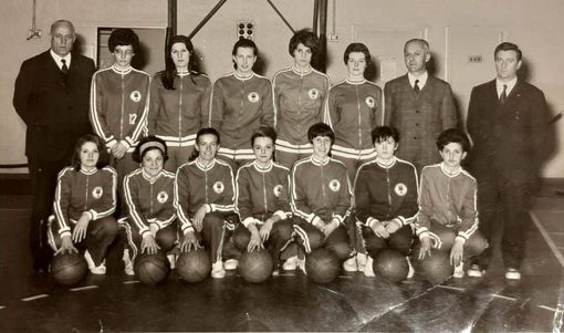 1967, la Cestistica Bustese a Praga. Il ricordo