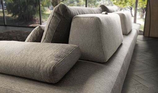 Dondi Salotti ci spiega cos'è un divano con poggia reni