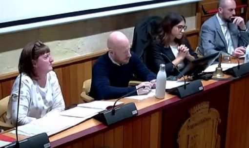 Al centro, il sindaco Marco Baroffio