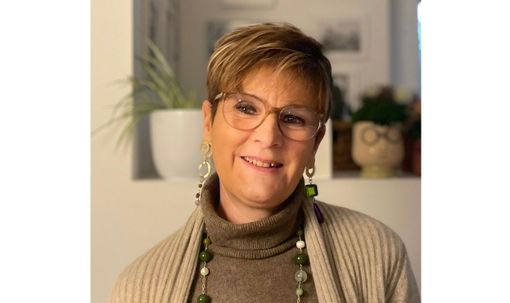 San Martino, da Palazzo Estense al Pirellone con il "metodo" Terzo Polo: «Ascolto, concretezza, sussidiarietà. Ai giovani mostriamo una politica fatta per passione, non per interesse» San Martino, da Palazzo Estense al Pirellone con il "metodo" Terzo Polo: «Ascolto, concretezza, sussidiarietà. Ai giovani mostriamo una politica fatta per passione, non per interesse»