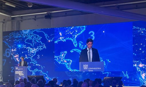 VIDEO. Grassi affida le redini di Confindustria Varese a Galdabini: «Il progetto Mill resta la priorità delle priorità» VIDEO. Grassi affida le redini di Confindustria Varese a Galdabini: «Il progetto Mill resta la priorità delle priorità»