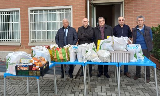 Lions Club Rescaldina Sempione, borse alimentari per la “Mensa dei Poveri” di Legnano