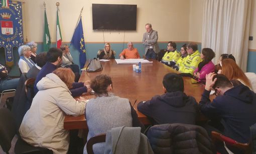 Agenda del Verde pulito: scuole e associazioni si rimboccano le maniche per una Busto più bella Agenda del Verde pulito: scuole e associazioni si rimboccano le maniche per una Busto più bella