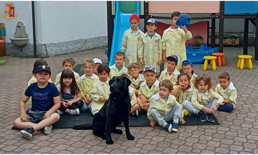 I piccoli alunni delle scuole di Busto e Fagnano a lezione con la polizia