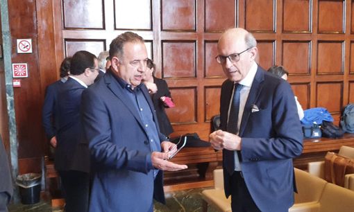 Il sindaco Colombo, ora candidato alle europee, con il coordinatore regionale FdI Maccari Il sindaco Colombo, ora candidato alle europee, con il coordinatore regionale FdI Maccari