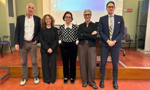 Da sinistra: Dott. Colombo, Dott.ssa Piperno, Dott.ssa Pisciotta, Dott.ssa Bianchi, Dott. Tremamondo Da sinistra: Dott. Colombo, Dott.ssa Piperno, Dott.ssa Pisciotta, Dott.ssa Bianchi, Dott. Tremamondo