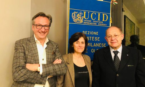 La professoressa Eliana Minelli all’Ucid: «Oggi non siamo in grado di stabilire le professioni del futuro, ma creiamo nei giovani quelle capacità fondamentali» La professoressa Eliana Minelli all’Ucid: «Oggi non siamo in grado di stabilire le professioni del futuro, ma creiamo nei giovani quelle capacità fondamentali»
