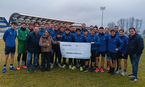 Un gesto di cuore: la Pro Patria si schiera con “Assieme a Francesco” per l'acquisto di un pulmino multifunzionale Un gesto di cuore: la Pro Patria si schiera con “Assieme a Francesco” per l'acquisto di un pulmino multifunzionale