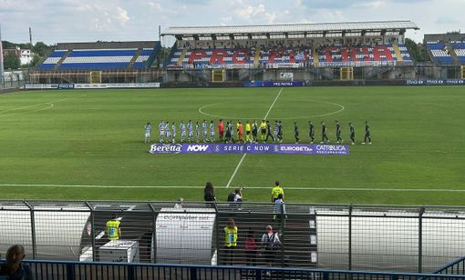 La traversa spegne i sogni della Pro. Un punto con la FeralpiSalò La traversa spegne i sogni della Pro. Un punto con la FeralpiSalò