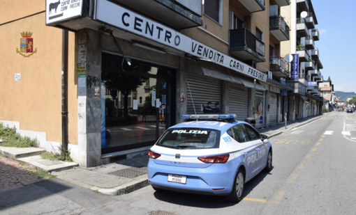 Carne mal conservata e irregolarità: la polizia chiude una macelleria a Varese