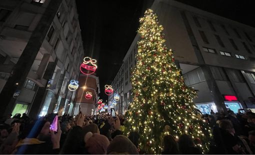 Seconda parata di BA Natale: Santa Claus arriva nel quartiere di Sant’Edoardo