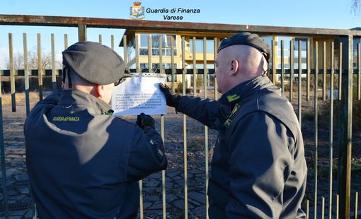 La Guardia di Finanza sequestra area industriale dismessa con amianto