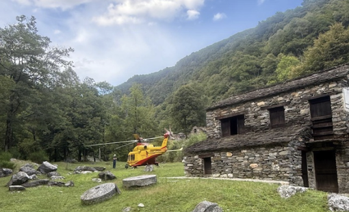 Ragazza cade nei boschi Curiglia, trasportata in ospedale in elisoccorso Ragazza cade nei boschi Curiglia, trasportata in ospedale in elisoccorso