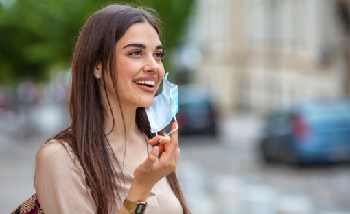 Sempre meno Covid: in provincia di Varese 144 contagi. In Lombardia ricoverati sotto quota mille