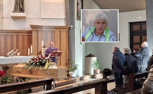 Ultimo saluto a Renzo Centimerio, l’artista del Natale e dei presepi Ultimo saluto a Renzo Centimerio, l’artista del Natale e dei presepi