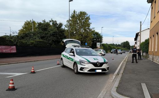 Motorino contro furgone in via Lonate: diciottenne in ospedale Motorino contro furgone in via Lonate: diciottenne in ospedale