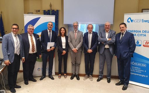 Agesp Energia-Acinque: «Operazione straordinariamente lungimirante»