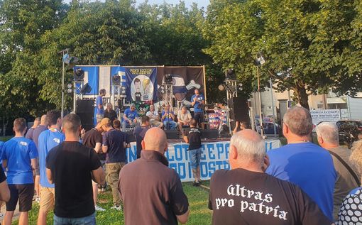 Pro Patria-Seregno, il grazie degli ultras di nuovo in curva e le 100 maglie