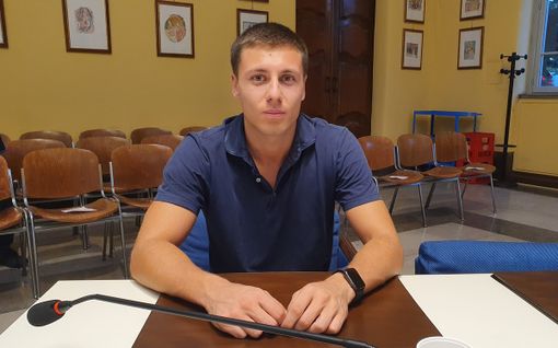 Martino Garavaglia è ufficialmente un consigliere comunale. Il sindaco: «Abbiamo bisogno di giovani come te» Martino Garavaglia è ufficialmente un consigliere comunale. Il sindaco: «Abbiamo bisogno di giovani come te»