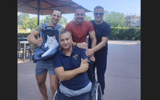 Un furgone speciale per ridare il sorriso a Mino. Parte da Busto la raccolta fondi