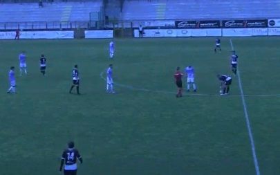 Russo (a sinistra) gran protagonista all'esordio in maglia lilla Russo (a sinistra) gran protagonista all'esordio in maglia lilla