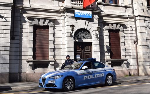 Busto, il pusher "ciclista" preso in via Ferrer con dosi di hashish e cocaina