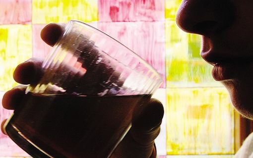 Guida sicura, arriva l’alcolock: obbligatorio per chi ha già guidato ubriaco