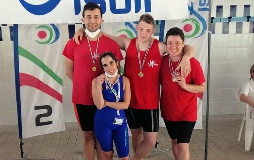 La staffetta da record del Vharese La staffetta da record del Vharese