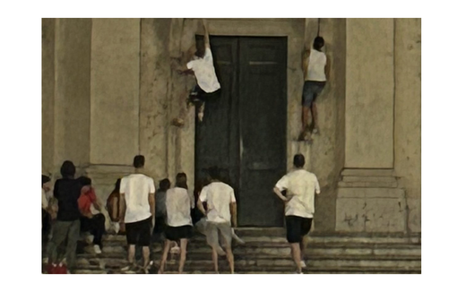 Saronno, arrampicata a mezzanotte sulla facciata della Prepositurale