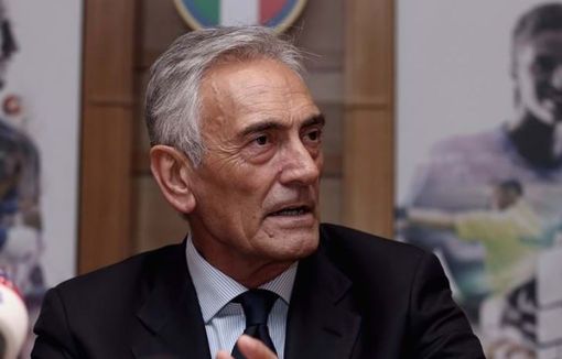 Calcio: depositata interrogazione bipartisan, 40 senatori a Meloni. "Gravina si dimetta" Calcio: depositata interrogazione bipartisan, 40 senatori a Meloni. "Gravina si dimetta"
