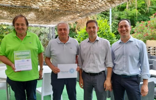 Da sinistra, Gigi Farioli, Franco Binaghi, Rocco Dabraio, Giuseppe Cusano (in lista con "Progetto Cassano 2032 e relatore dell'incontro sulle comunità energetiche) Da sinistra, Gigi Farioli, Franco Binaghi, Rocco Dabraio, Giuseppe Cusano (in lista con "Progetto Cassano 2032 e relatore dell'incontro sulle comunità energetiche)