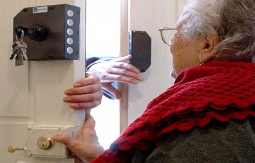 Busto, al via il progetto per imparare a evitare le truffe