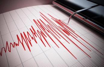 Terremoto oggi nel Golfo di Napoli, scossa magnitudo 5.9 a grande profondità