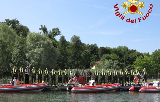 Il corso per la patente nautica dei vigili del fuoco che si è svolto sul lago di Varese alla Schiranna e a Bodio Lomnago Il corso per la patente nautica dei vigili del fuoco che si è svolto sul lago di Varese alla Schiranna e a Bodio Lomnago