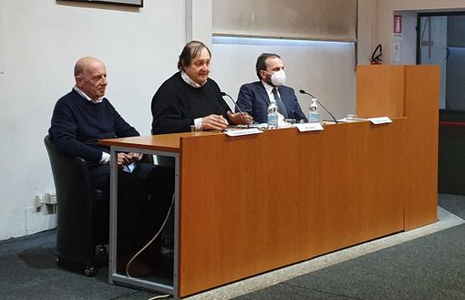 Sallusti a Busto parla di giustizia e politica. «Il vecchio centrodestra non c’è più e non può tornare»