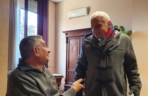 L'assessore Cislaghi (a sinistra) e il sindacalista Liguori