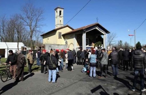 Una passata immagine, che mette un po' di nostalgia, di com'era la festa alla Madonna in Veroncora