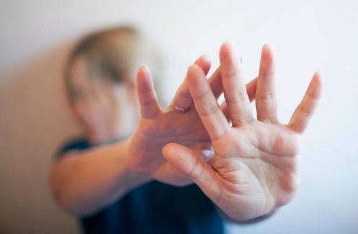 «Non fidarti dello schermo»: dopo l’aggressione a Busto, l’allarme degli esperti su giovani e social «Non fidarti dello schermo»: dopo l’aggressione a Busto, l’allarme degli esperti su giovani e social