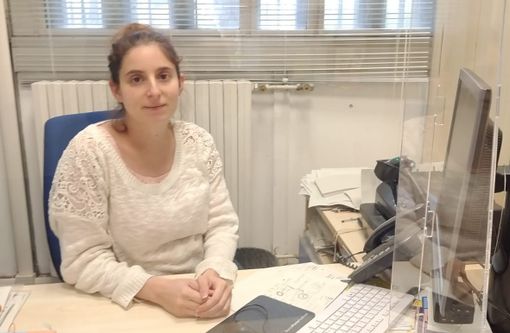 Assunta alle Poste al quinto mese di gravidanza. Dal Varesotto una bella storia di inclusione