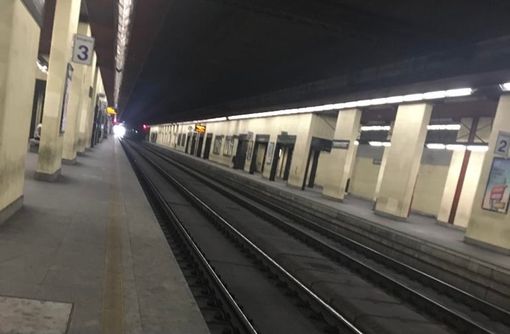 Capotreno aggredito, treno bloccato alla stazione di Busto Arsizio