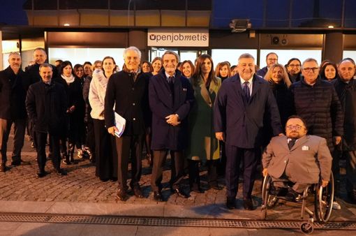 VIDEO. Fontana a Gallarate dove si &quot;producono&quot; lavoro e formazione: «Tema importante oggi, complimenti Openjobmetis»