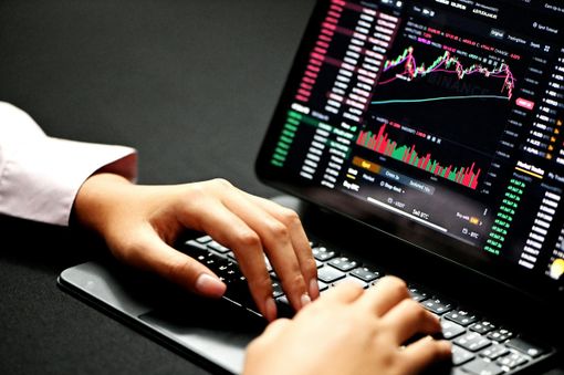 Trading Online: Una Guida per Ottenere Profitti di Successo nei Mercati Forex Emergenti