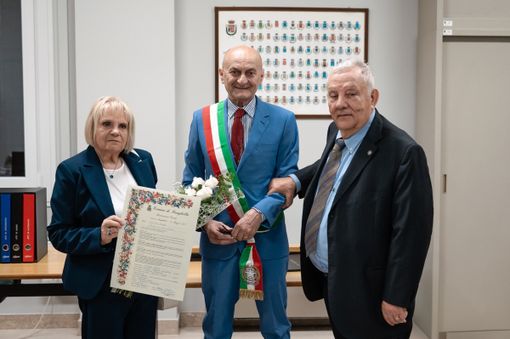 Nozze per Audio Porfidio. Oggi ha sposato Annalisa Nozze per Audio Porfidio. Oggi ha sposato Annalisa