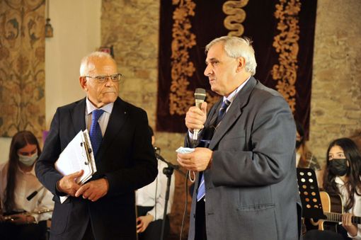 Il presidente Uate Mario Boschetti con il dirigente scolastico Vito Ilacqua