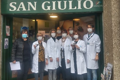 La farmacia comunale dona quattro saturimetri a cittadini castellanzesi La farmacia comunale dona quattro saturimetri a cittadini castellanzesi