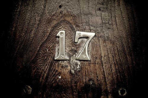 Occhi aperti, oggi è venerdì 17...