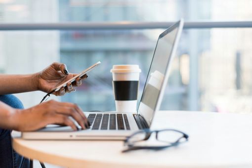 I vantaggi di una campagna pubblicitaria online con un budget limitato