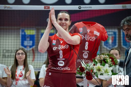 L'addio al volley giocato di capitan Giuditta Lualdi (foto credit Uyba Volley/Gabriele Alemani)