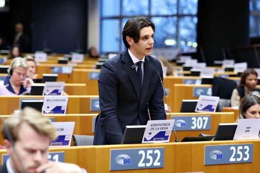 Vigo a Bruxelles: «Politica europea più efficace se valorizza enti locali e giovani nei processi decisionali» Vigo a Bruxelles: «Politica europea più efficace se valorizza enti locali e giovani nei processi decisionali»