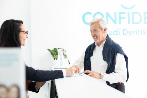 Confident: dentisti per tutta la famiglia, con un impegno che va oltre la cura Confident: dentisti per tutta la famiglia, con un impegno che va oltre la cura